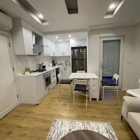 A Cosy Three Bedroom Aprtment * Antalya